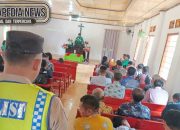 100 Jemaat Di Harjomulyo Ibadah Minggu Kasih, Anggota Polsek Madang Suku I Turut Jaga Keamanan