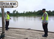 Polsek Madang Suku I Intensif Pantau Debit Air Sungai Komering, Antisipasi Pra Banjir