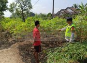 Bhabinkamtibmas Polsek Madang Suku I Cek Lahan Ketela, Dukung Ketahanan Pangan Petani