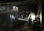 Bhabinkamtibmas Desa Tugu Mulyo Laksanakan Sambang, Binluh, dan Cek Pos Kamling untuk Perkuat Kamtibmas