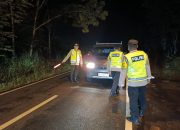 Aiptu Hermansyah Pimpin KRYD Patroli dan Razia Malam, Polsek Madang Suku I Jaga Kondusivitas Wilayah