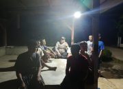 Bhabinkamtibmas Polsek Madang Suku I Monitoring Ronda Malam Masyarakat