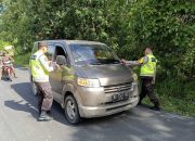 Aiptu Triyono Pimpin Patroli dan Razia Siang di Wilayah Madang Suku I