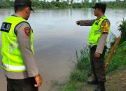 Polsek Madang Suku I Monitoring Debit Air Sungai Komering, Kondisi Masih Aman