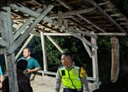 Brigadir Suyudi Monitoring Ronda Malam Warga, Pastikan Kamtibmas Tetap Kondusif