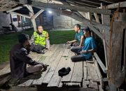 Briptu Ari Saputra Laksanakan Sambang dan Binluh, Sampaikan Pesan Kamtibmas kepada Warga