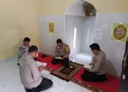 Aiptu Andres Pimpin Khotmil Qur’an dan Doa Bersama di Mapolsek Madang Suku I