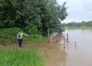 Polsek Madang Suku I Lakukan Monitoring Debit Air Sungai Komering, Warga Masih Aman dari Banjir