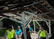 Pastikan Kamtibmas Kondusif, Aipda Heri Sumanto Monitoring Ronda Malam Warga