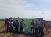 Polsek Buay Pemuka Peliung Salurkan Bantuan Pupuk Organik untuk Dukung Swasembada Pangan 2026