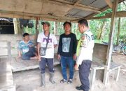 Aipda Saleh Laksanakan Sambang dan Binluh, Polsek Madang Suku I Pererat Silaturahmi dengan Warga
