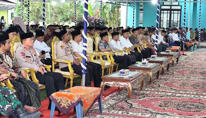 Polsek Madang Suku I Amankan Safari Ramadhan Bupati OKU Timur di Desa Rasuan, Kegiatan Berjalan Kondusif
