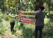 Antisipasi Karhutla, Personel Polsek Madang Suku I Berikan Imbauan kepada Warga
