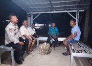 Polisi Pantau Ronda Malam Warga, Perkuat Keamanan Lingkungan di Madang Suku I