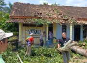 Puting Beliung Terjang Desa Banumas, Satu Rumah Warga Alami Kerusakan Ringan