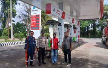 Patroli Polisi Awasi Distribusi BBM di SPBU Martapura, Pastikan Stok dan Takaran Sesuai