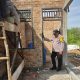 Bedah Rumah HUT Bhayangkara ke-80 Capai 60 Persen, Bhabinkamtibmas Turun Langsung Pantau Progres