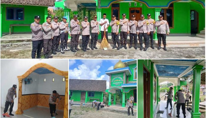Polsek Madang Suku I Gelar Program Belida, Bersihkan Mushola dan Salurkan Bantuan Peralatan Kebersihan