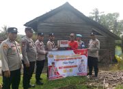 Polsek Belitang II Salurkan Bantuan Sosial Sambut Hari Bhayangkara ke-80