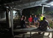 Sambangi Pos Satkamling, Polsek Madang Suku I Monitor dan Motivasi Warga yang Ronda Malam