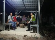 Guna Memastikan Siskamling Aktif, Personel Polsek Madang Suku I Sambangi Pos Ronda Warga