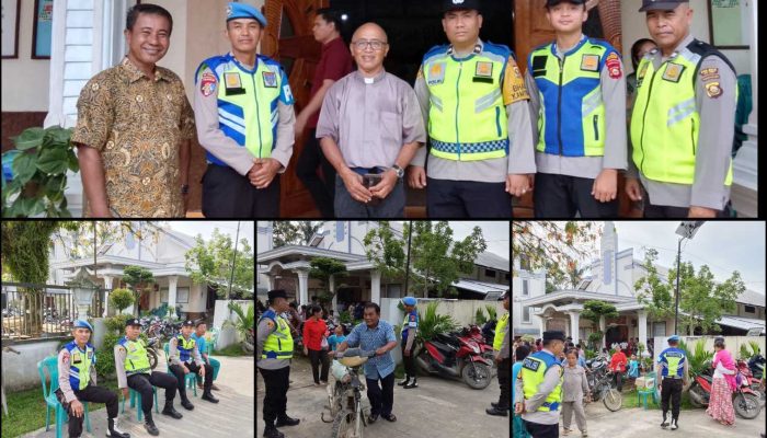 Personel Polsek Belitang II Amankan Ibadah Kenaikan Yesus Kristus di Gereja Paroki Para Rasul Kudus