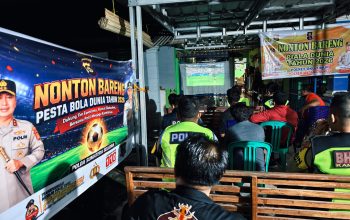 Lewat Program ‘Bola Gembira’, Polsek Madang Suku I Ajak Warga Nobar Piala Dunia 2026