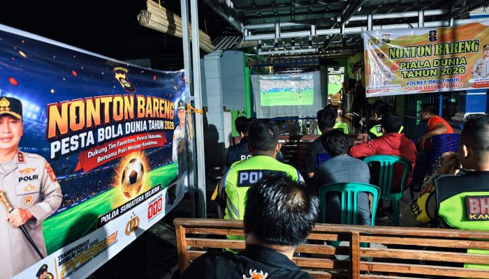Lewat Program ‘Bola Gembira’, Polsek Madang Suku I Ajak Warga Nobar Piala Dunia 2026