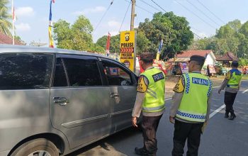 Ciptakan Rasa Aman di Siang Hari, Polsek Madang Suku I Gelar KRYD di Depan Mako