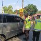 Ciptakan Rasa Aman di Siang Hari, Polsek Madang Suku I Gelar KRYD di Depan Mako