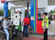Monitoring SPBU Tebing Sari, Polsek Madang Suku I Pastikan Ketersediaan BBM Bersubsidi Tetap Aman