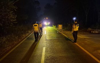 Cegah Gangguan Kamtibmas, Polsek Madang Suku I Gelar KRYD Malam Hari