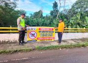 Cegah Risiko di Sungai, Polisi Edukasi Warga Agar Tidak Mandi dan Berenang