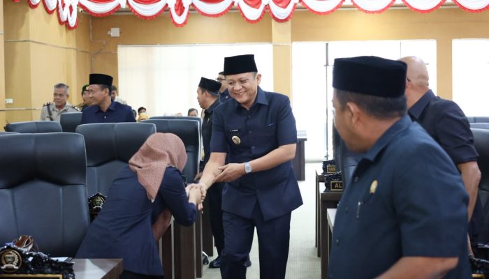 Dari Jalan Rusak hingga LPG 3 Kg, Pemkab OKU Timur Jawab Aspirasi Fraksi DPRD