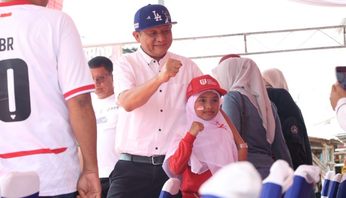 96 Regu Pelajar Meriahkan Gerak Jalan HUT ke-81 RI di OKU Timur