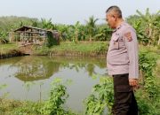 Polsek BP Peliung Cek Embung di Desa Banumas, Sekaligus Sampaikan Maklumat Pencegahan Karhutla