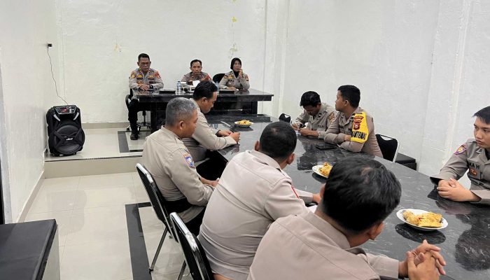 Wakapolres OKU Timur Dorong Bhabinkamtibmas Jadi Penggerak Ketahanan Pangan di Desa