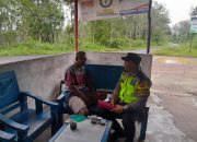 Sambangi Warga, Brigpol Suyudi Sampaikan Pesan Kamtibmas di Madang Suku I