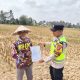 Polsek Belitang I Gencarkan Mitigasi Karhutla, Sosialisasi dan Pemasangan Spanduk Digelar Serentak