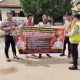 Cegah Karhutla Sejak Dini, Polsek Semendawai Suku III Sosialisasi dan Pasang Banner di Margorejo