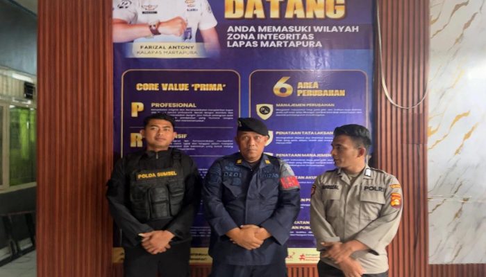 Cegah Gangguan Kamtibmas, Tim Bravo Polres OKU Timur Patroli Sambang Lapas Martapura