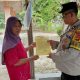 Cegah Karhutla, Bhabinkamtibmas Polsek BP Peliung Pasang Spanduk Imbauan dan Sosialisasi ke Warga